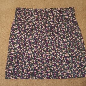 Floral mini skirt